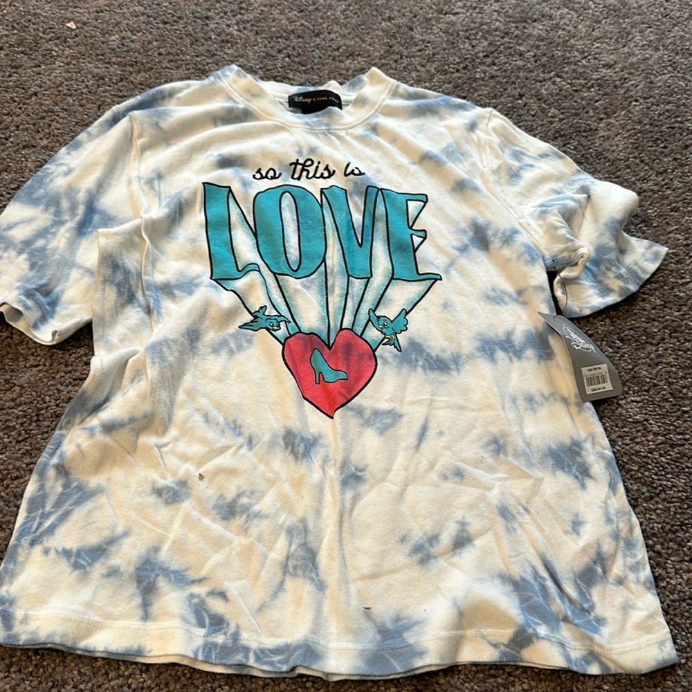NWT Disney x Junk food shirt
